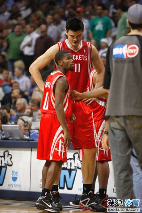 手与臂力更 手与臂力更