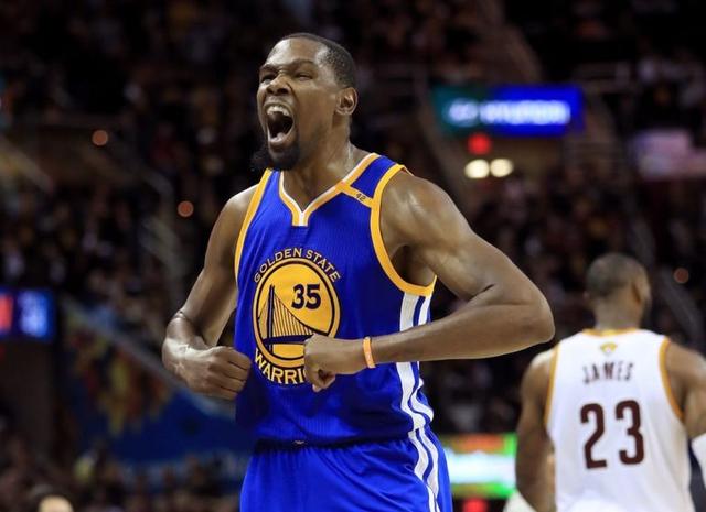 铃木一朗在 2013 年面对红袜击出再见安打，展现了其在洋基队的核心价值